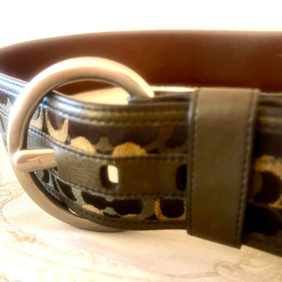 Vintage Coach Logo Belt size Small - Picture 3 of 7